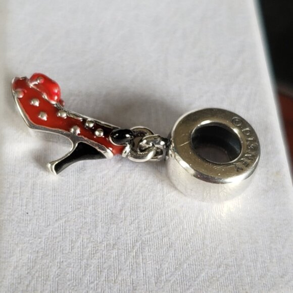 PANDORA Disney Minnie Mouse Shoe Dangle Charm - Picture 5 of 7